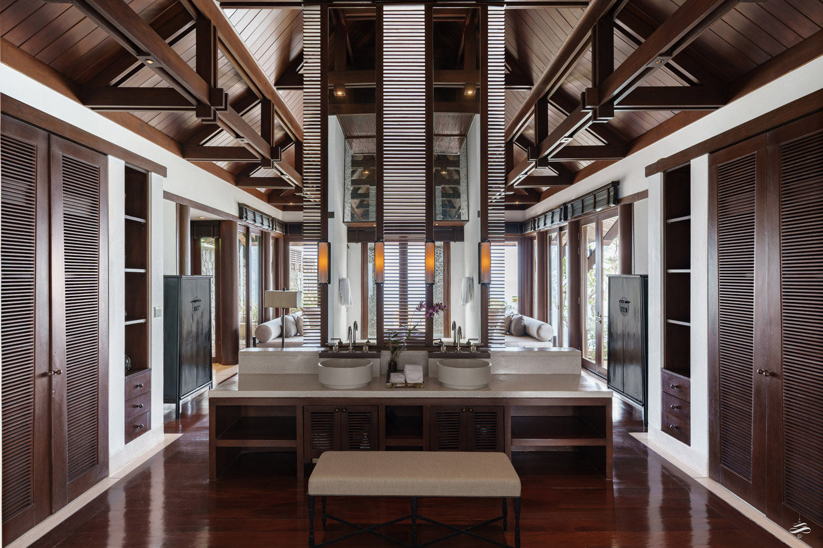 Master Suite 1 - Bathroom 2