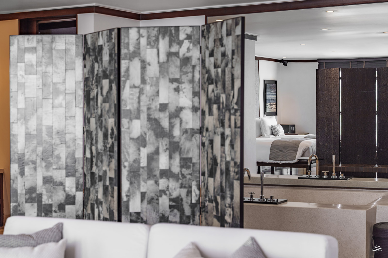 Pool Suite 1 - Bathroom 1