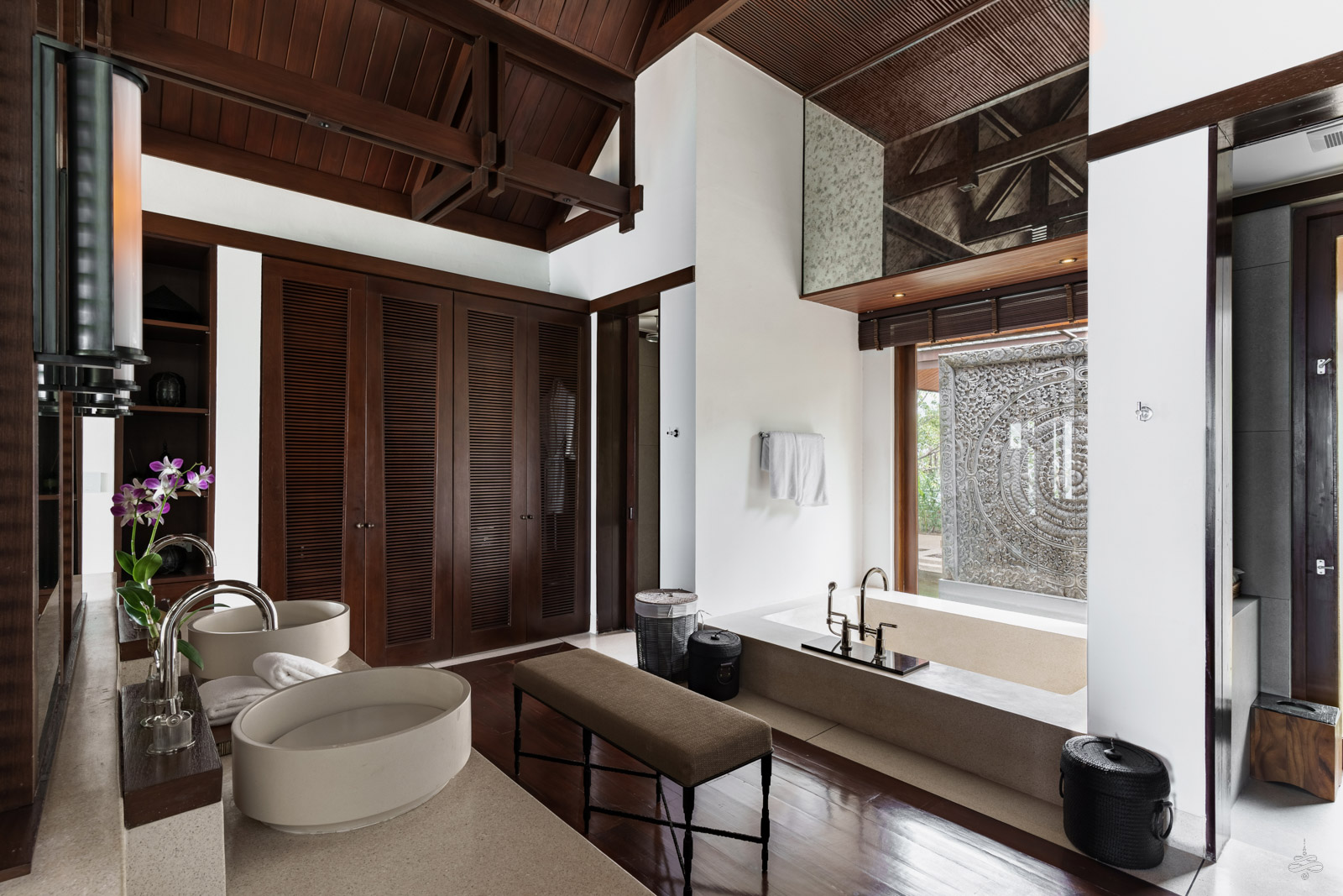 Master Suite 2 - Bathroom 2